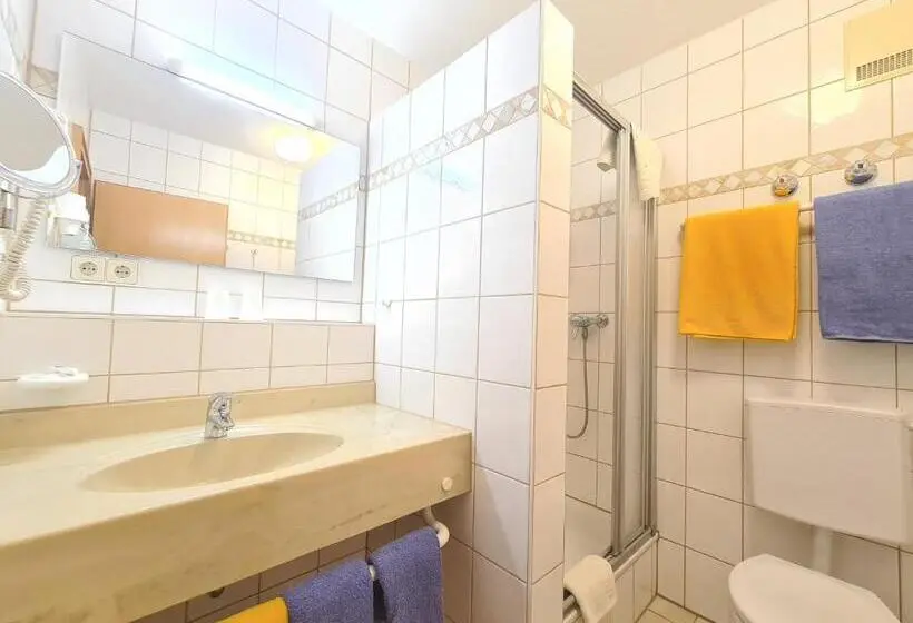 ファミリールーム, Thermenhotel Tannenhof Ihr Wohlfühl