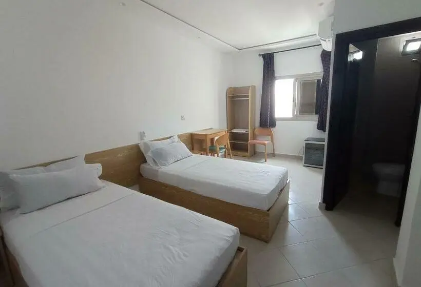 اتاق اکونومی, Castiya