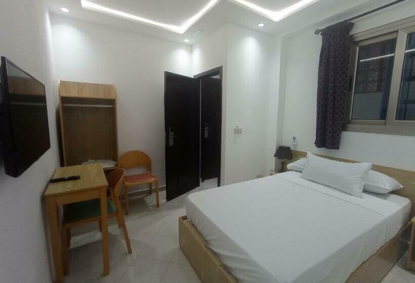 اتاق استاندارد یک نفره, Castiya