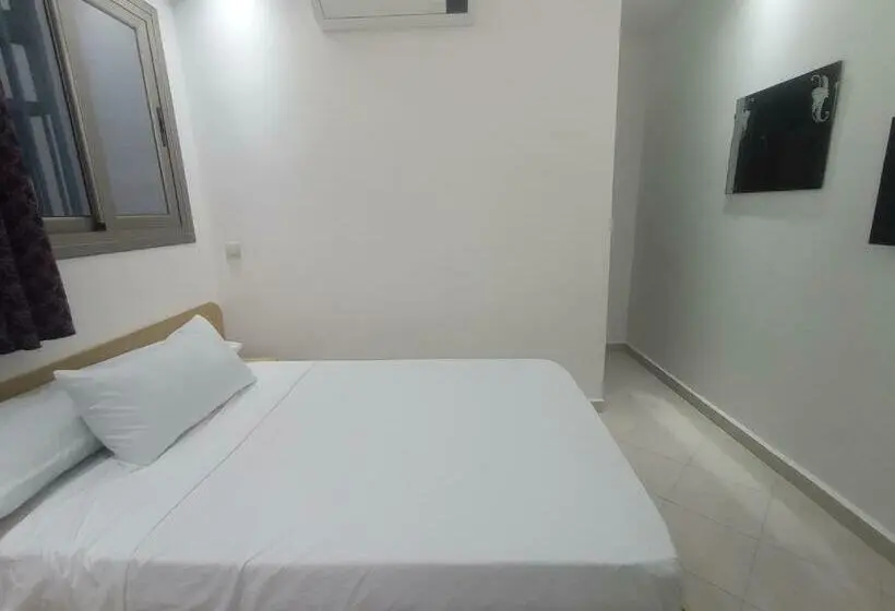 اتاق استاندارد یک نفره, Castiya