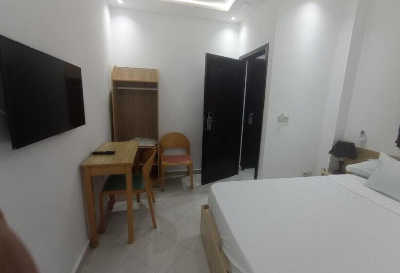 اتاق استاندارد یک نفره, Castiya