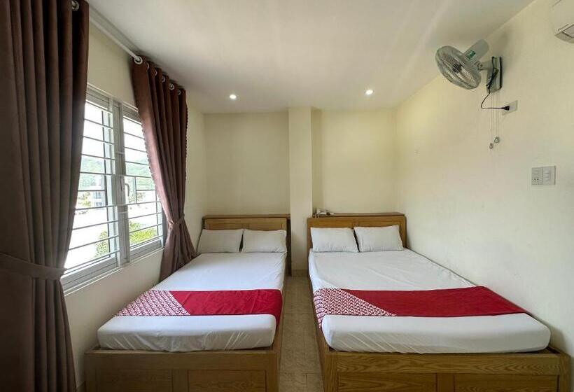 اتاق لوکس سه تخته, Italy