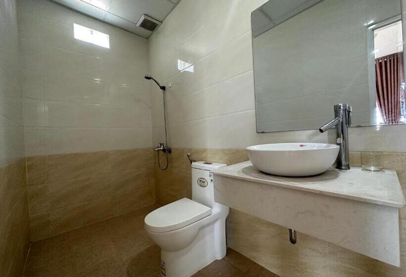 اتاق سوپریور سه تخته, Italy