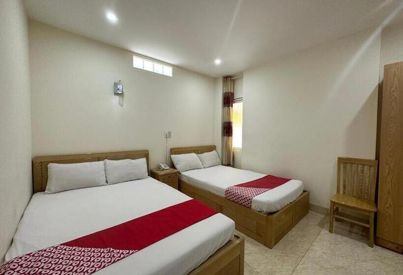 اتاق سوپریور سه تخته, Italy