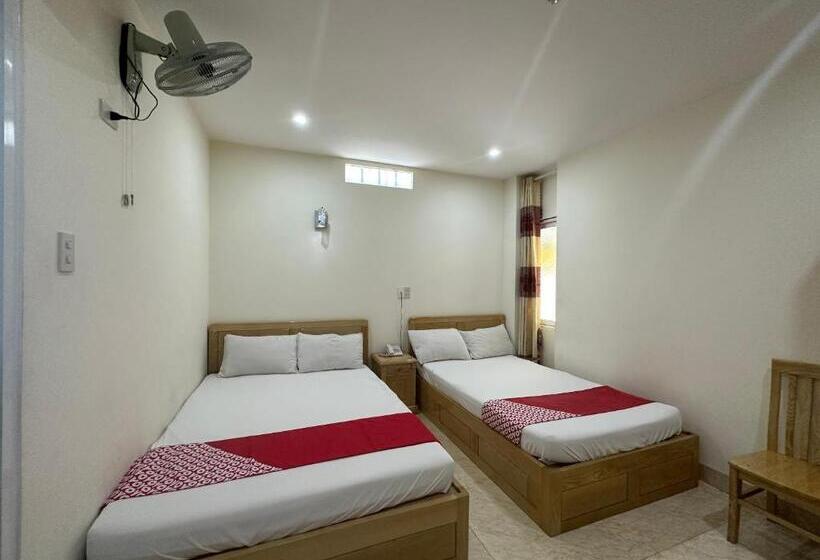 اتاق سوپریور سه تخته, Italy