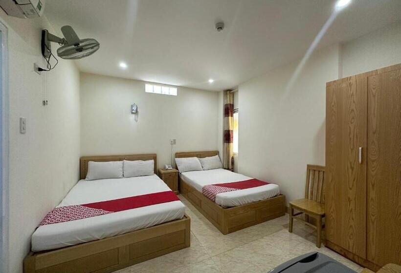 اتاق سوپریور سه تخته, Italy