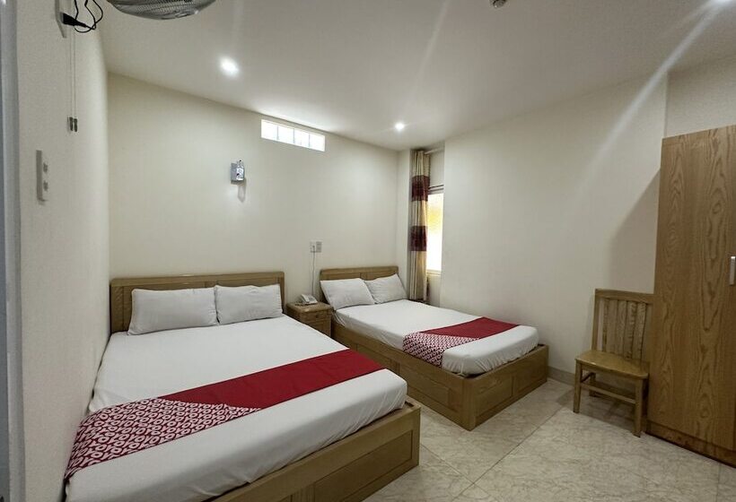 اتاق سوپریور سه تخته, Italy