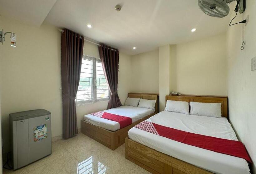 اتاق لوکس سه تخته, Italy