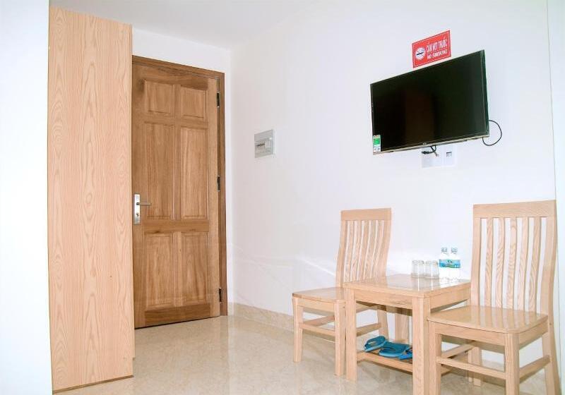 اتاق لوکس سه تخته, Italy