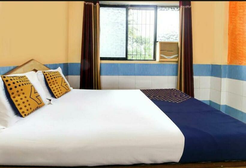 Delüks Oda, Vishvasangram