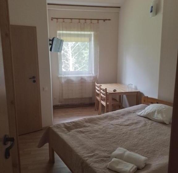 اتاق استاندارد, Trevena Kretinga