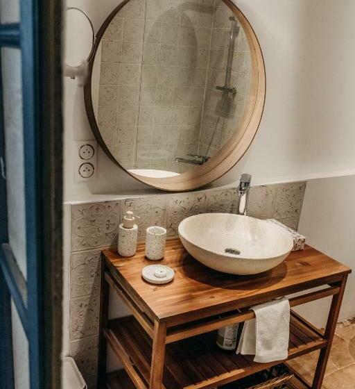 Номер Стандарт Вид на Бассейн, Chambres D Hôtes La Tour D Aspiran