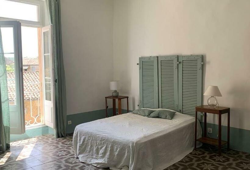 Номер Стандарт Вид на Бассейн, Chambres D Hôtes La Tour D Aspiran