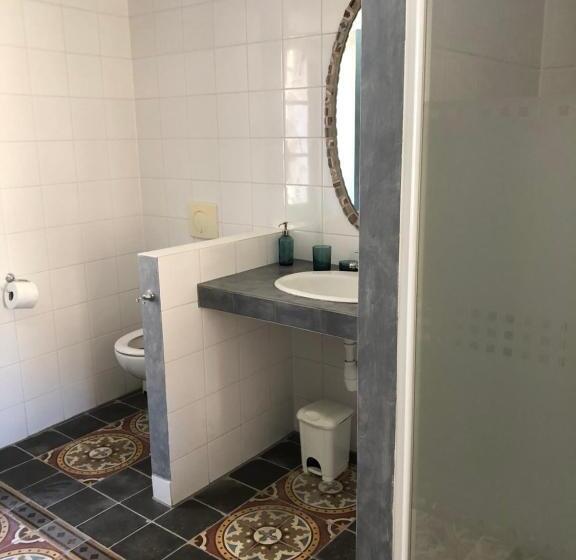 Номер Стандарт Вид на Бассейн, Chambres D Hôtes La Tour D Aspiran