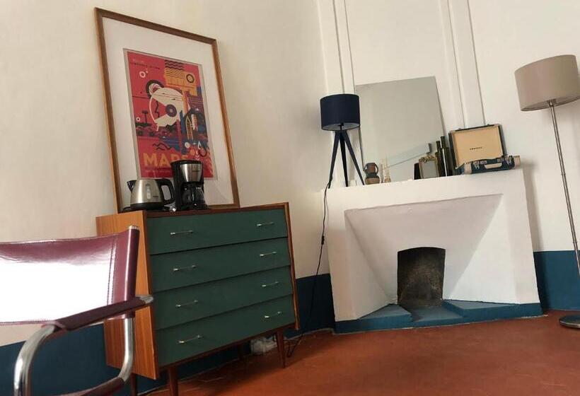 Люкс Вид на Город, Chambres D Hôtes La Tour D Aspiran