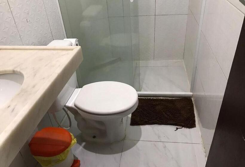 غرفة عائلية, Ladeira De Olinda