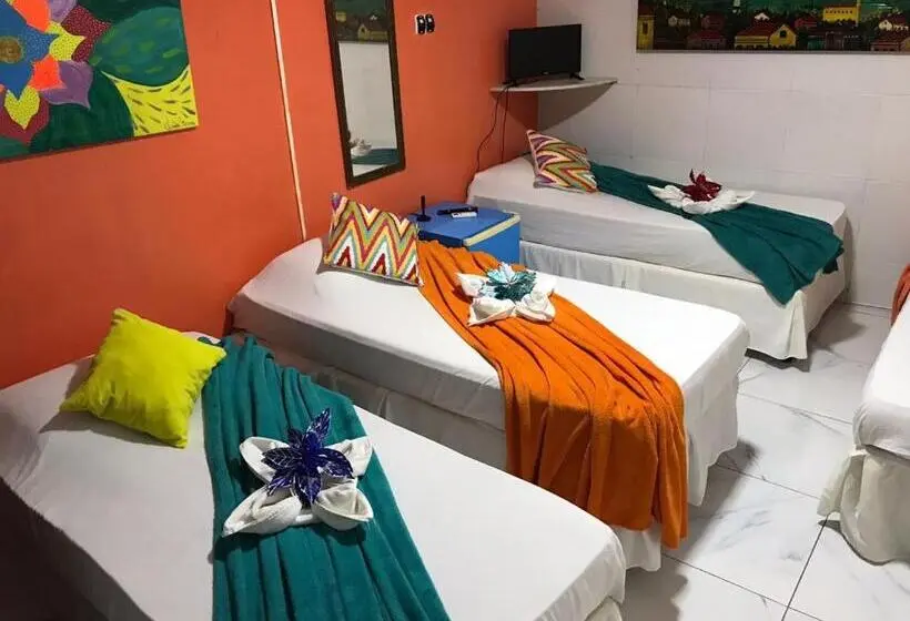 エコノミー4人部屋, Ladeira De Olinda