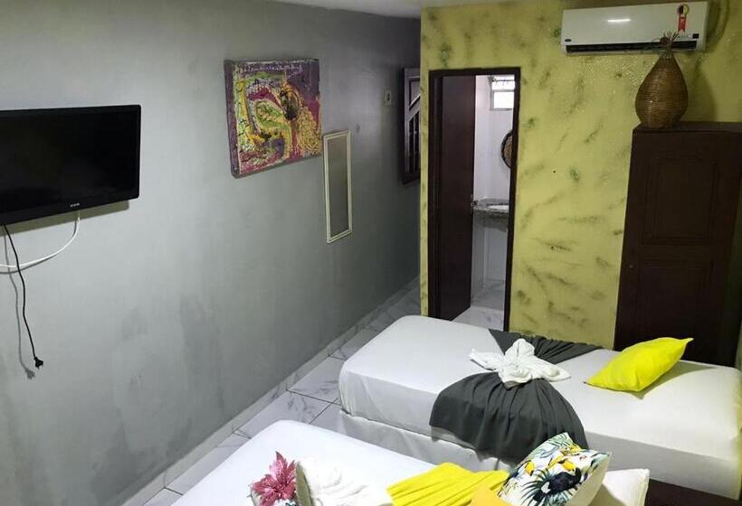 غرفة إقتصادية ثلاثية, Ladeira De Olinda