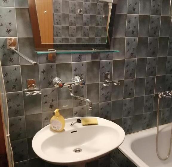 اتاق استاندارد چهار تخته, Vila Visni