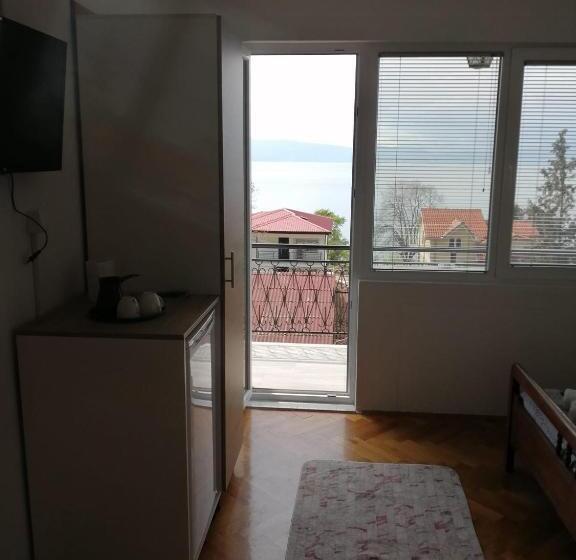 اتاق استاندارد با تراس, Vila Visni