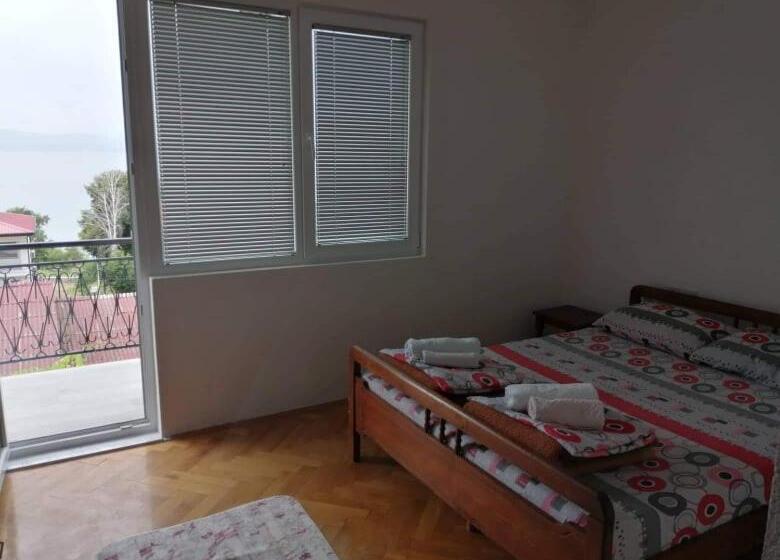 اتاق استاندارد با تراس, Vila Visni