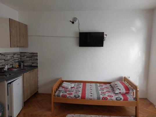 اتاق استاندارد سه نفره, Vila Visni