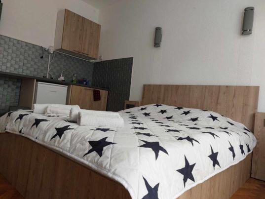 اتاق استاندارد چهار تخته, Vila Visni