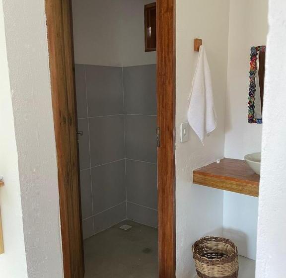 이코노미 룸, Villa Pousada