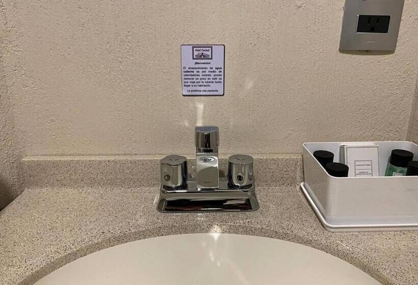 スタンダードルーム, Central Pirámides