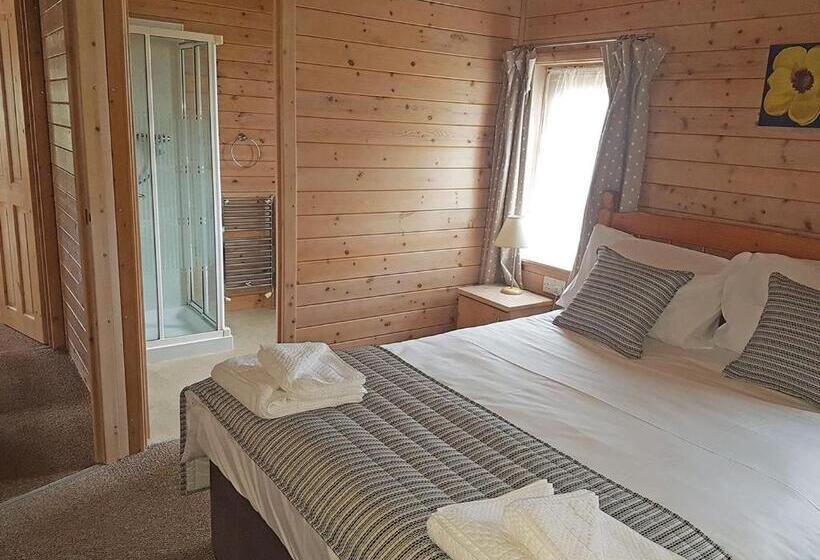 Дом 2 Спальни, Llwyngwair Manor Holiday Park