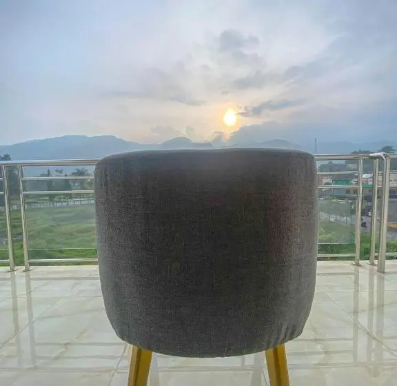 バルコニー付きスタンダードステューディオ, Algara Puncak