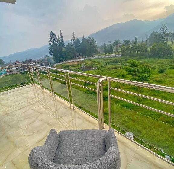 Standard-Studio mit Balkon, Algara Puncak