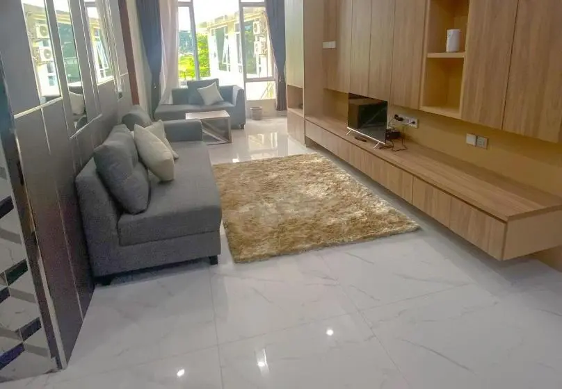 ２ベッドルームアパートメント, Algara Puncak