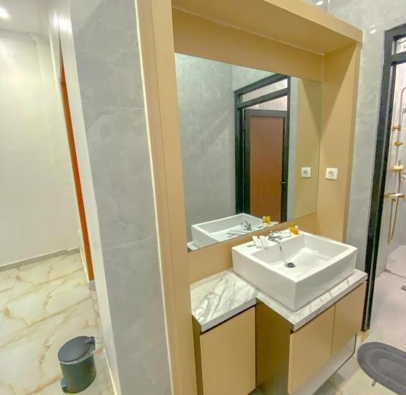 1 Schlafzimmer Apartment mit Blick, Algara Puncak