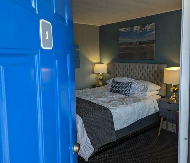 Номер Стандарт, Huron Inn