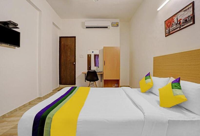 Номер Стандарт, Itsy Hotels Flowers Park