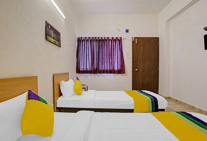 Номер Стандарт, Itsy Hotels Flowers Park