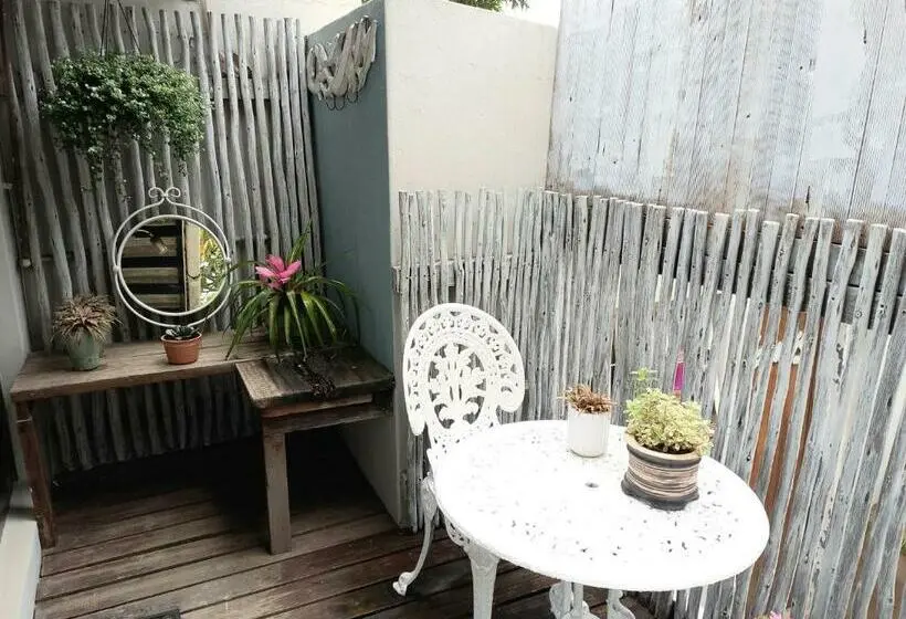 スタンダードルーム, Driftwood Suite, Villa Roc Guesthouse, Salt Rock Ballito, No Loadshedding