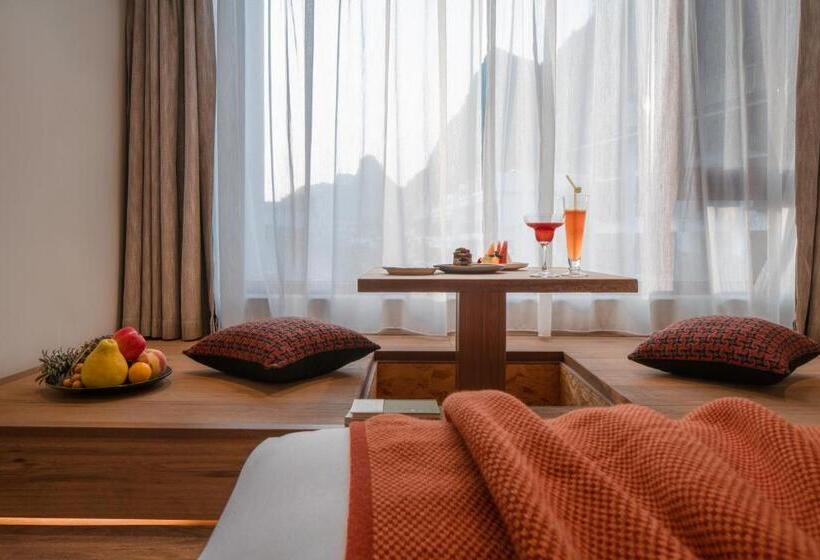 اتاق سوپریور, Lisa Boutique