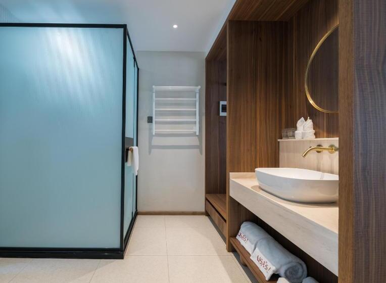 اتاق استاندارد با بالکن, Lisa Boutique