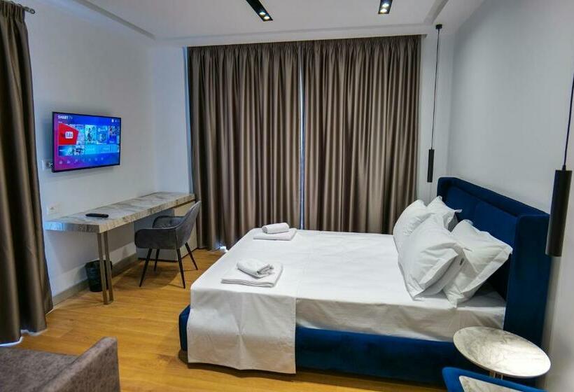 Номер Стандарт, Chimaera