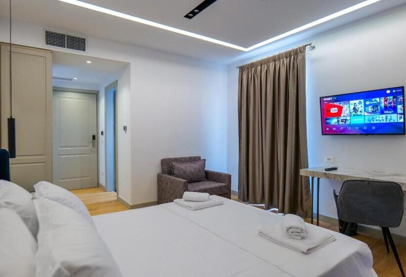 Номер Стандарт, Chimaera