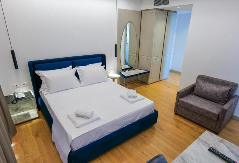 Номер Стандарт, Chimaera