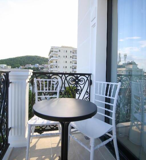 Номер Стандарт, Chimaera