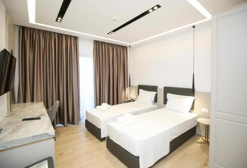 Номер Стандарт, Chimaera