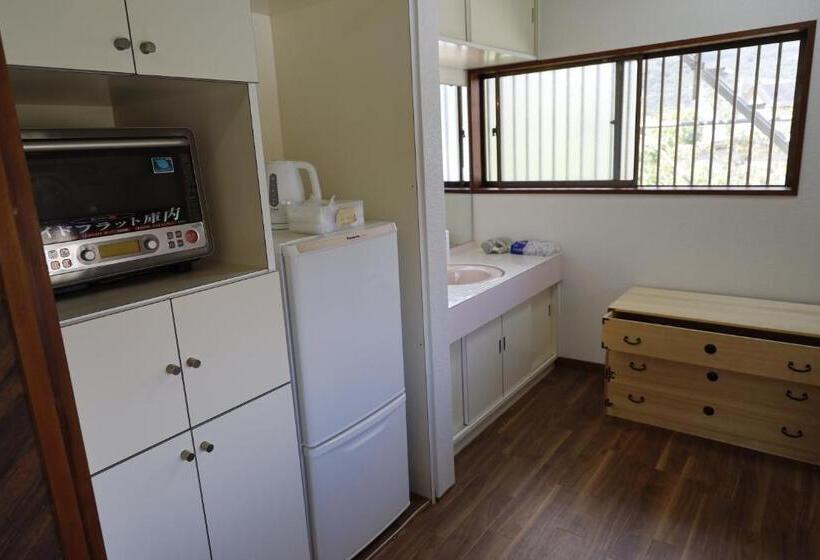 اتاق خانوادگی, 貸切温泉風呂付 ゲストハウス璃洛 りらく  石和温泉 日本式宿 健康朝食付