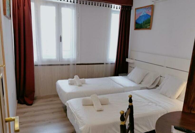 اتاق استاندارد, Barcelona Coronahostal