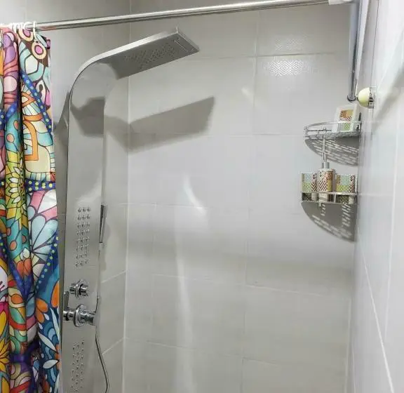 اتاق لوکس, Petra Casablanca