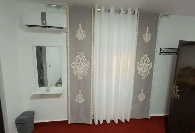اتاق لوکس سه تخته, Petra Casablanca