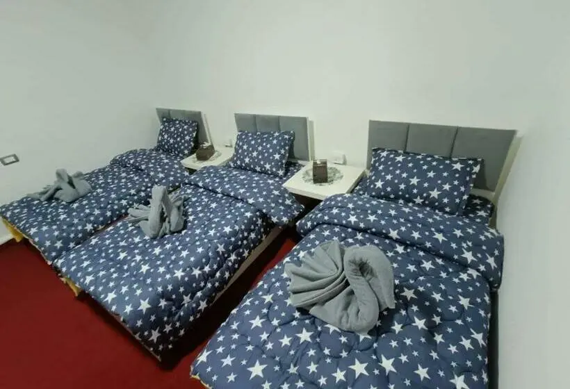 اتاق لوکس سه تخته, Petra Casablanca